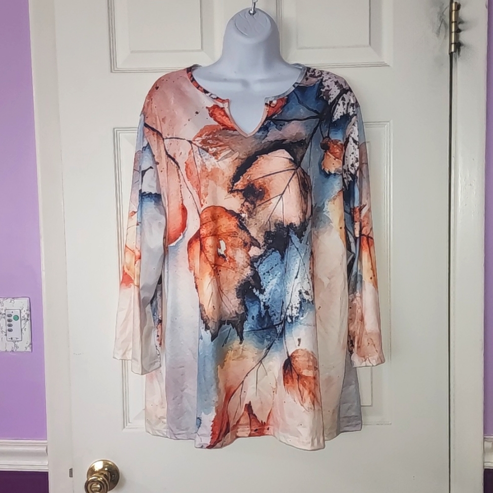 Womens 2x V-neck leaf top